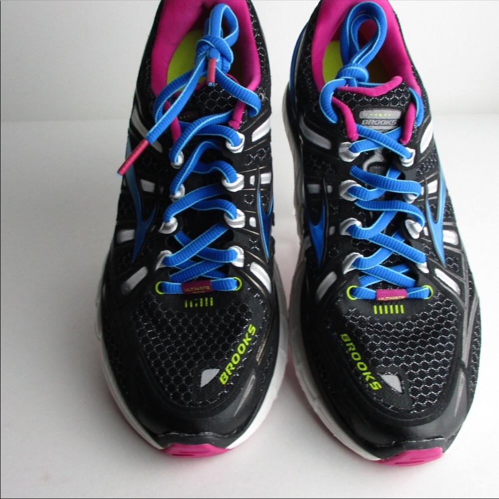 Brooks sneakers Size: 7.5